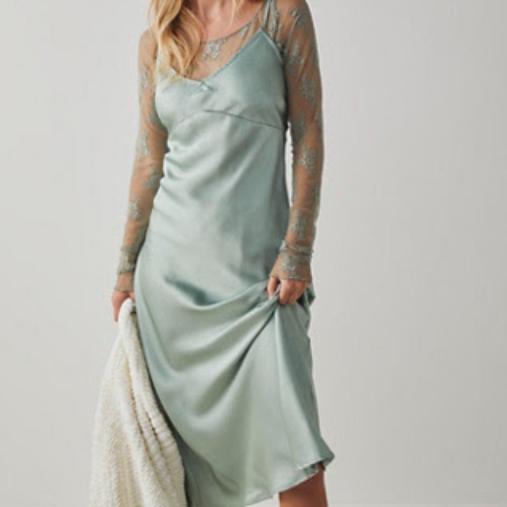 Free People Simply Biased Slip - Size S